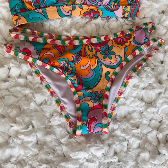 NWT Boho Wavy Striped Strappy V-Neck Top & Cutout Bikini Set SIZE SMALL - Picture 7 of 17